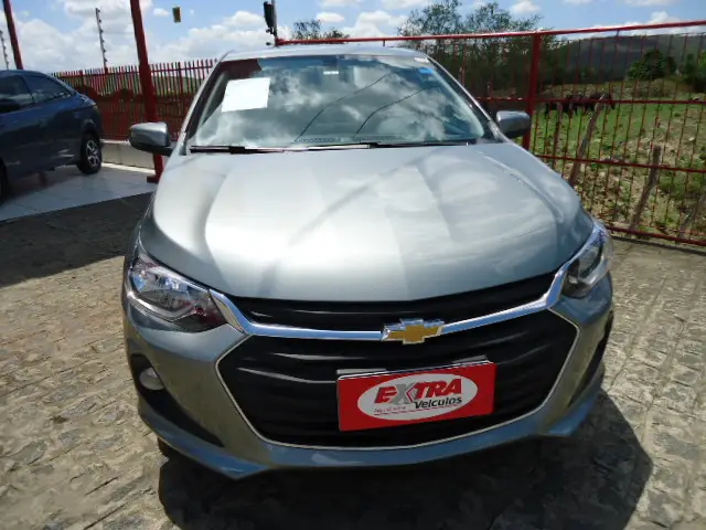 Carro Chevrolet Onix Plus 2024 LT 1.0 Turbo