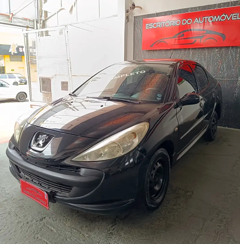 Peugeot 207 Sedan 207 Passion XR 1.4 8V (flex)
