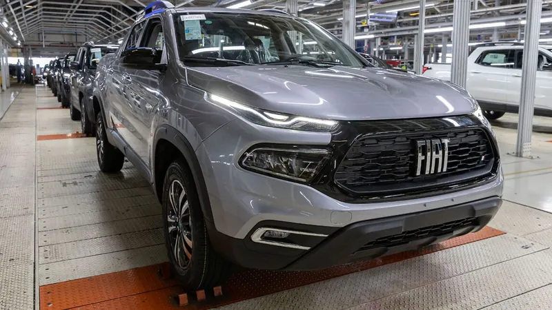 Fiat Toro usada é versátil, tem motor diesel e pode custar menos quem um Fiat Mobi