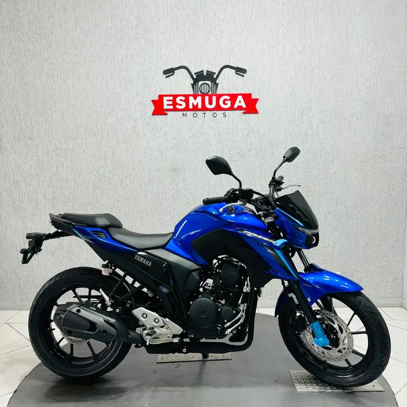Yamaha Fazer FZ25 Connected