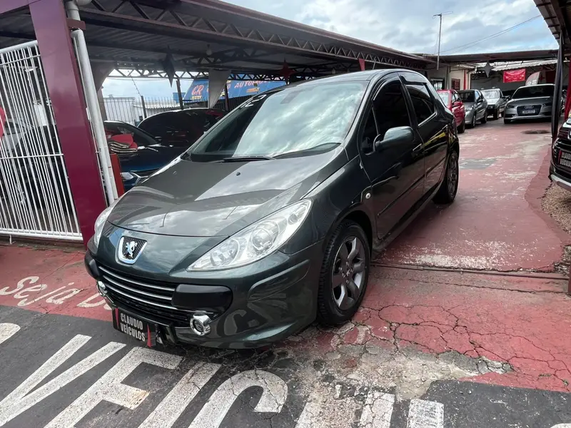Peugeot 307 Sedan Presence Pack 1.6 16V (flex)