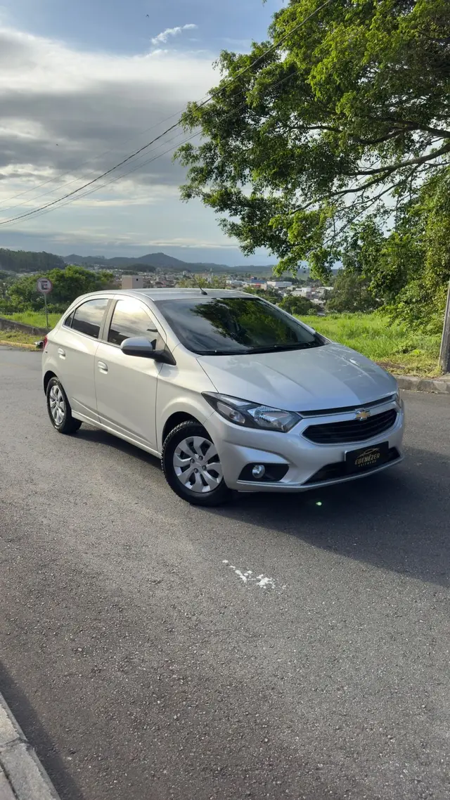 Carro Chevrolet Onix 2019 1.0 LT SPE/4