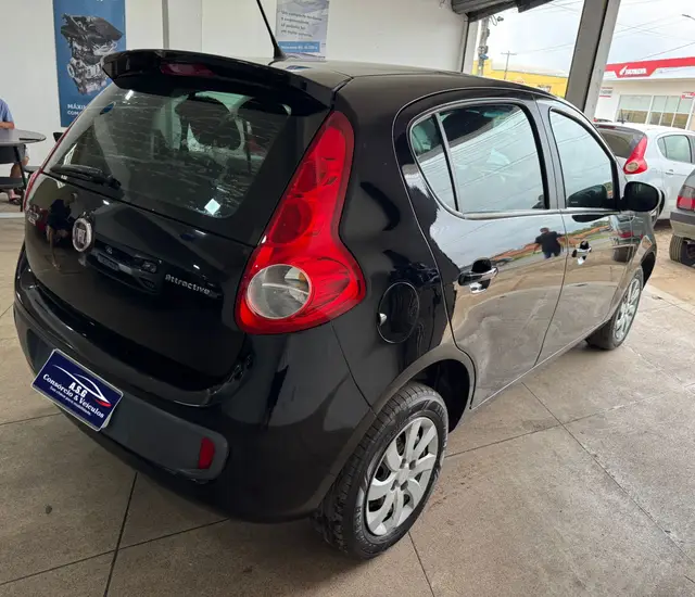 Carro Fiat Palio 2016 Attractive 1.0 Evo (Flex)