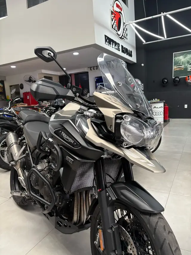 Carro Triumph Tiger 1200 2021 TIGER 1200 DESERT Edition