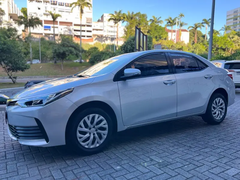 Toyota Corolla 1.8 GLi Multidrive 18/19