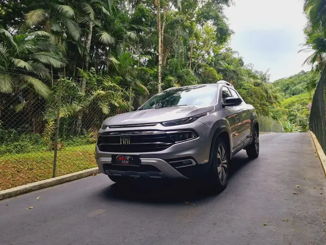 Carro Fiat Toro 2023 Volcano 2.0 TDI 4x4 (Aut)