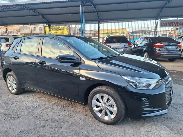 Carro Chevrolet Onix 2023 LT 1.0