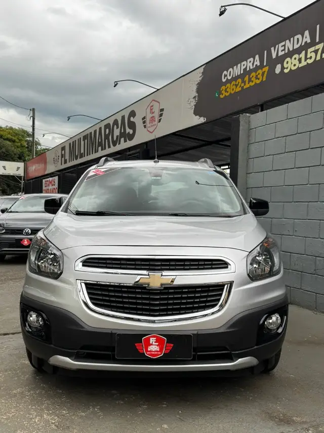 Carro Chevrolet Spin 2018 Activ 1.8 (Flex) (Aut)