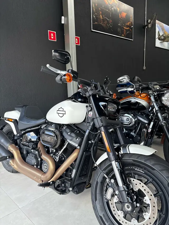 Carro Harley-Davidson Softail 2019 Fat bob 107