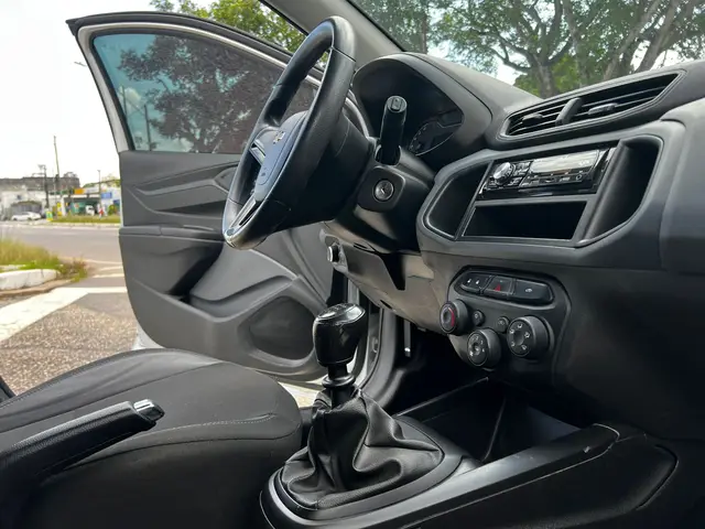 Carro Chevrolet Onix 2021 1.0 (Flex)