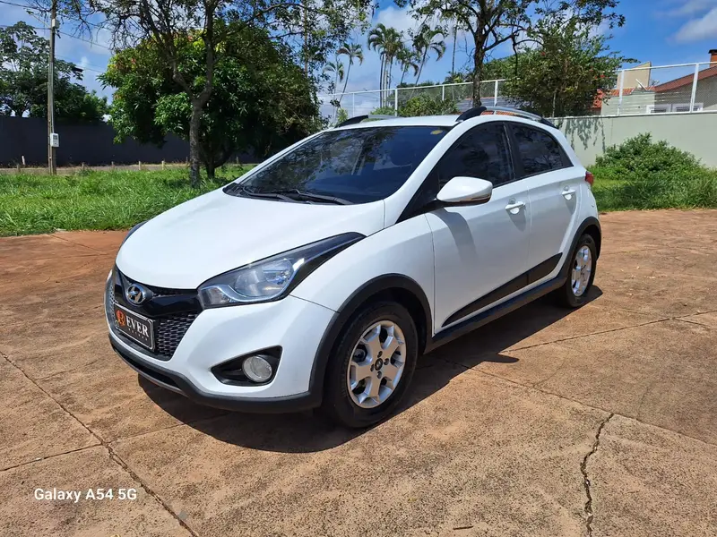 Hyundai HB20X Style 1.6 (Flex)