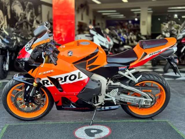 Moto Honda CBR 600 2013 RR (Standard)