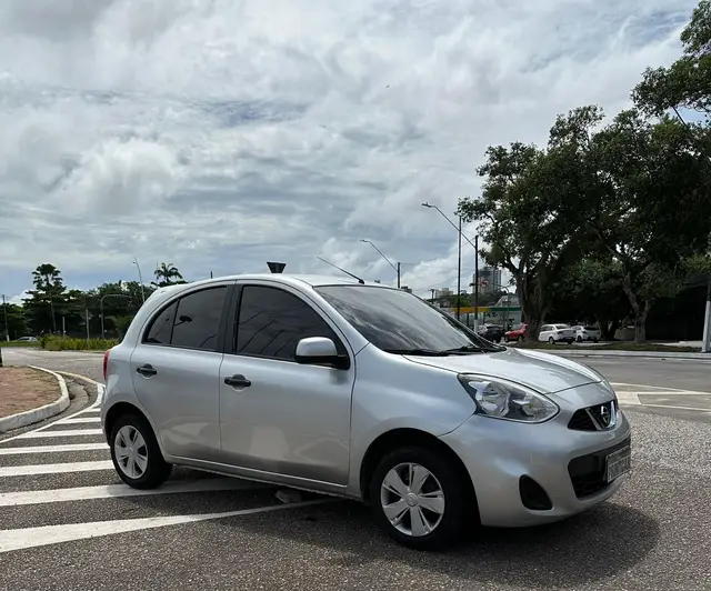 Carro Nissan March 2018 1.0 12V S (Flex)