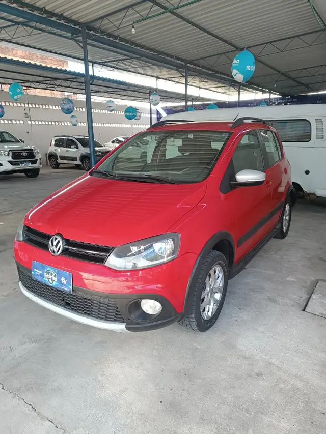Carro Volkswagen CrossFox 2014 1.6 VHT (Flex)