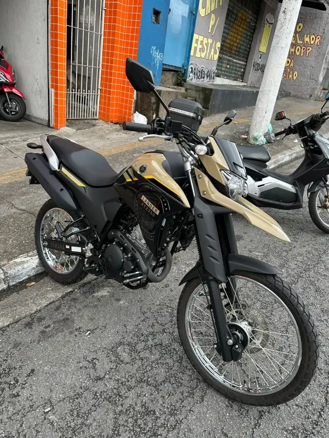 Carro Yamaha XTZ 250 Lander 2023 ABS