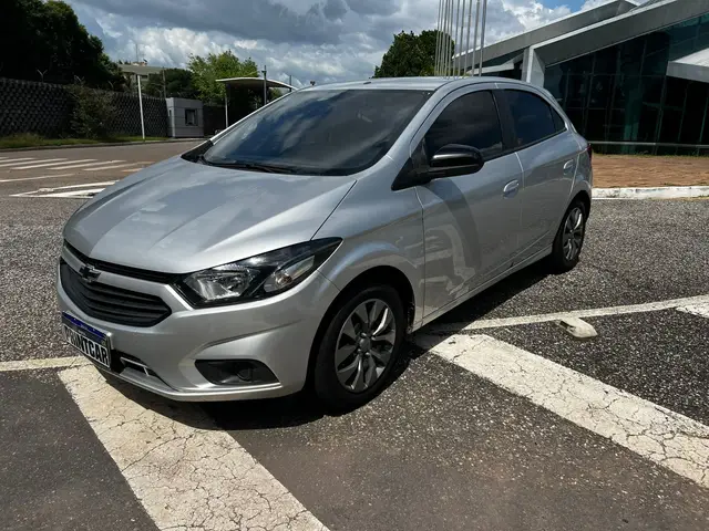 Carro Chevrolet Onix 2021 1.0 (Flex)