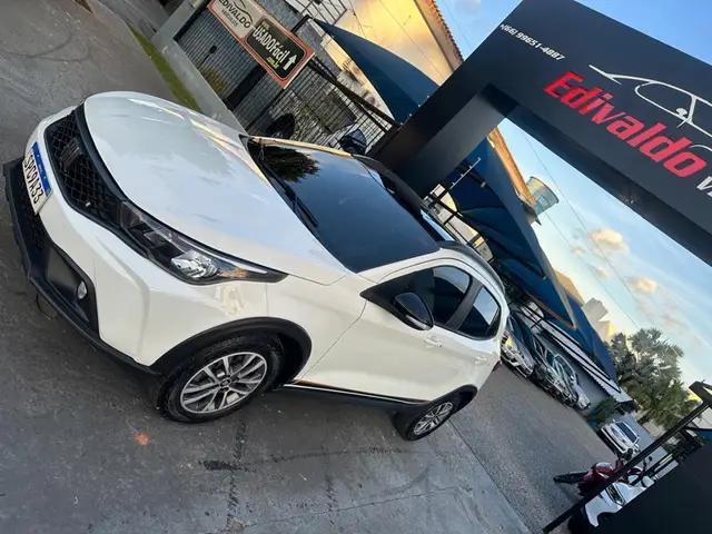 Carro Fiat Argo 2024 Trekking 1.3