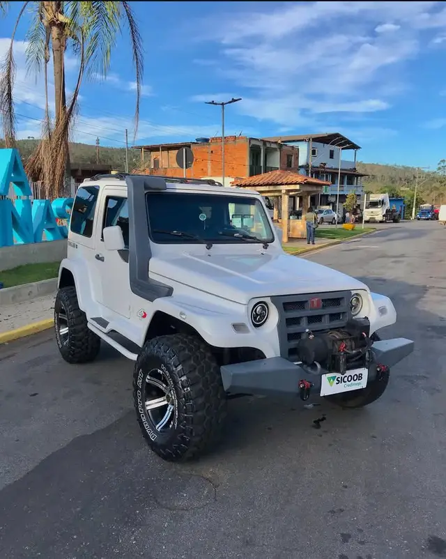 Carro Troller T4 2011 4X4 3.0