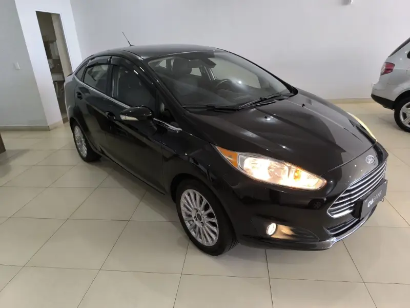 Ford New Fiesta Sedan 1.6 Titanium PowerShift (Flex)