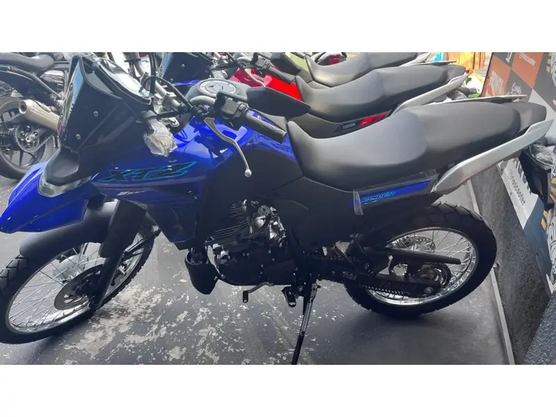 Yamaha XTZ 250 Lander Connected