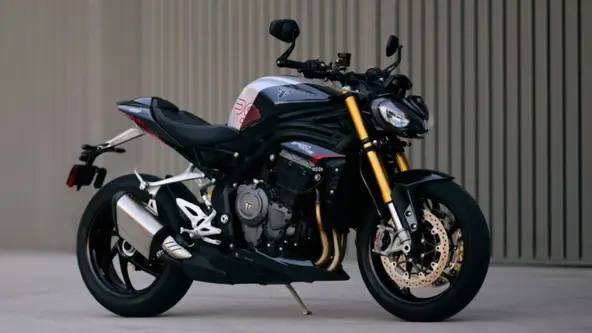 Nova geração da Speed Triple está mais potente para competir com BMW e KTM