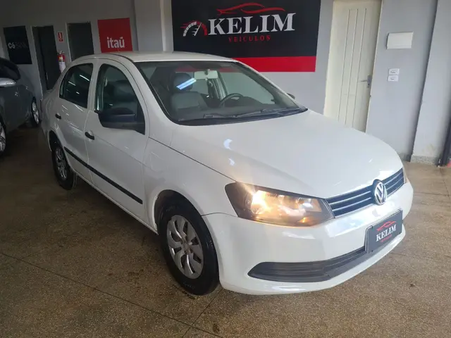 Carro Volkswagen Voyage 2015 1.0 TEC Trendline