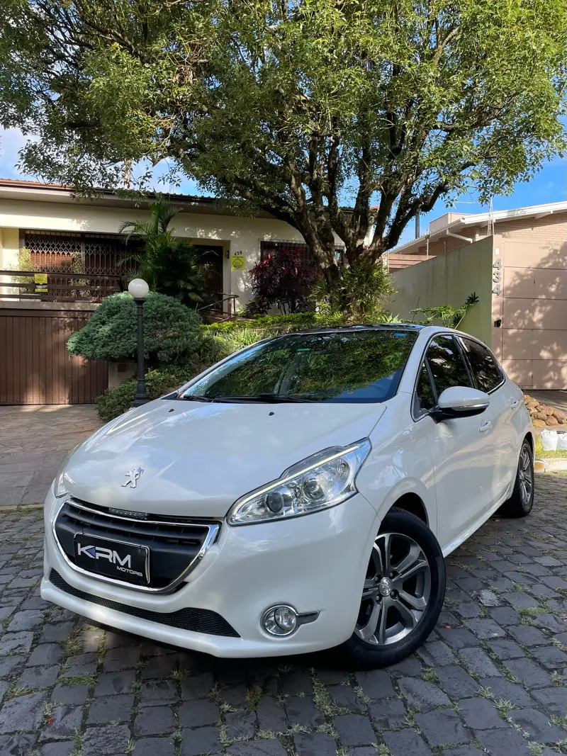 Peugeot 208 Griffe 1.6 16V (Flex) (Aut)