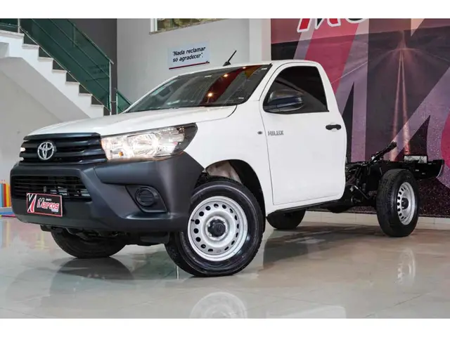 Carro Toyota Hilux Cabine Simples 2024 4x4 2.8 Diesel