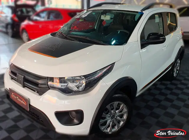 Carro Fiat Mobi 2024 Trekking 1.0