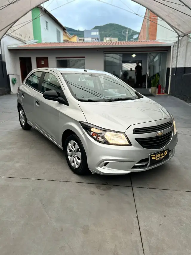 Carro Chevrolet Onix 2019 1.0 Joy SPE/4