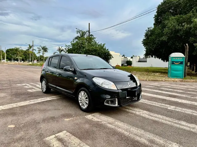 Carro Renault Sandero 2013 Privilege 1.6 16V (Flex)(aut)