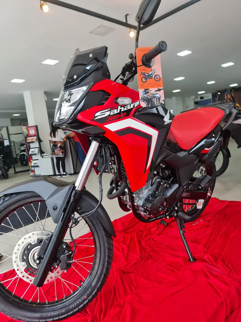 Honda XRE Sahara 300 Rally