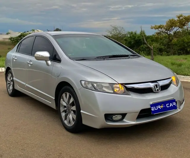 Carro Honda Civic 2011 New  LXL 1.8 16V i-VTEC (Flex)