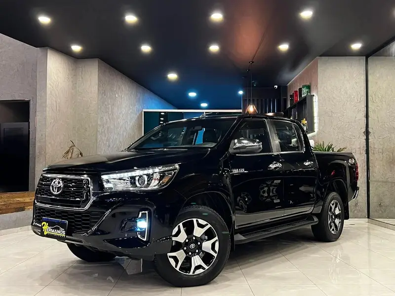 Toyota Hilux Cabine Dupla Hilux 2.8 TDI SRX CD 4x4 (Aut)