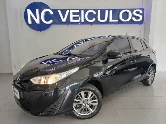 Carro Toyota Yaris 2022 1.5 XL Plus Connect CVT (Flex)