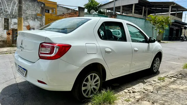 Carro Renault Logan 2019 Expression 1.0 12V SCe (Flex)