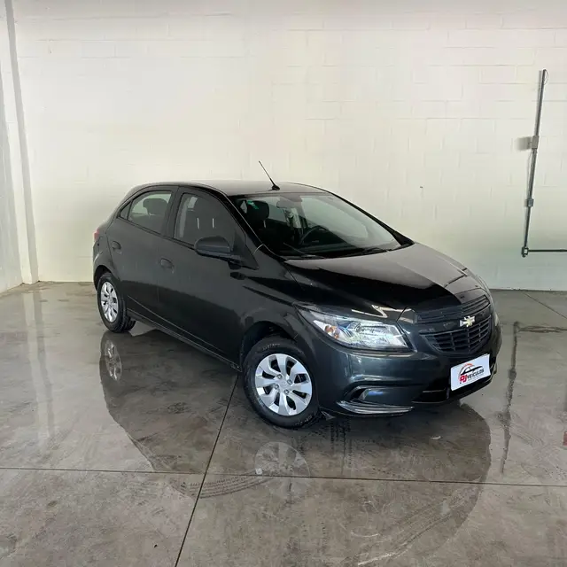 Carro Chevrolet Onix 2019 1.0 Joy SPE/4