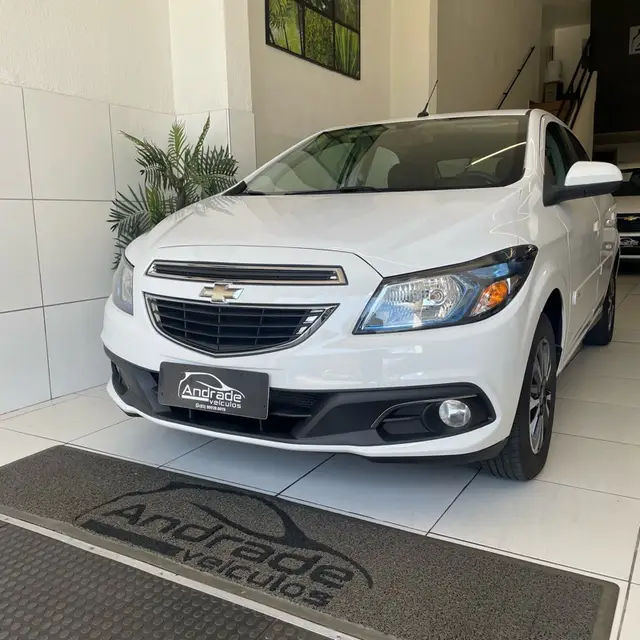 Carro Chevrolet Onix 2015 1.4 LTZ SPE/4