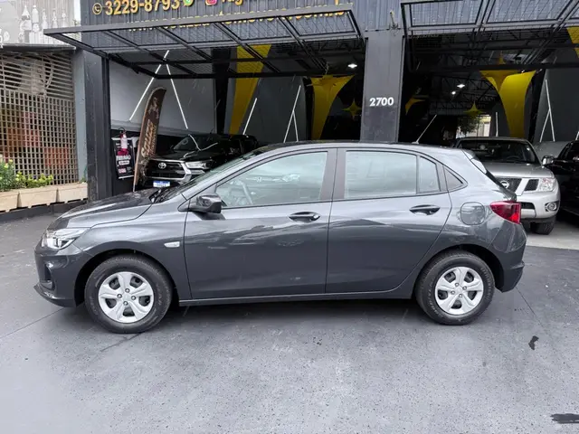 Carro Chevrolet Onix 2024 1.0