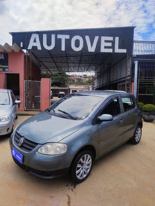 Carro Volkswagen Fox 2010 1.0 8V (Flex) 2p