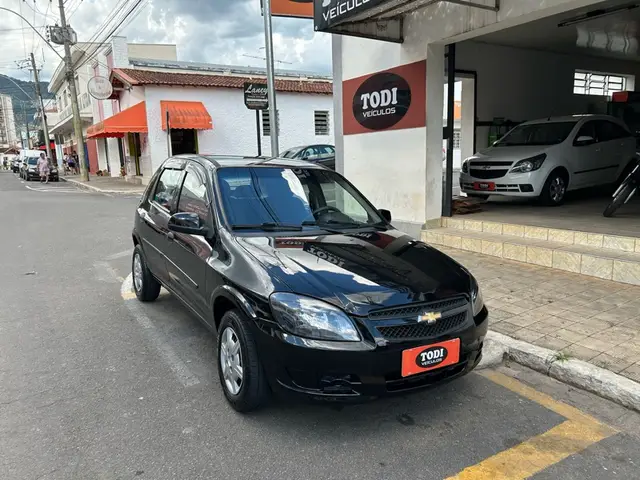Carro Chevrolet Celta 2013 LT 1.0 (Flex)