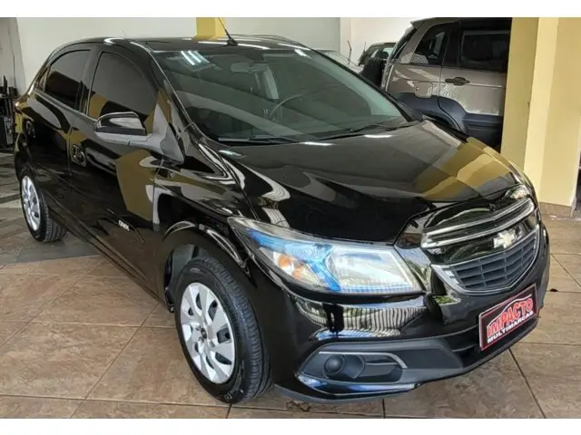Carro Chevrolet Onix 2016 1.4 LT SPE/4