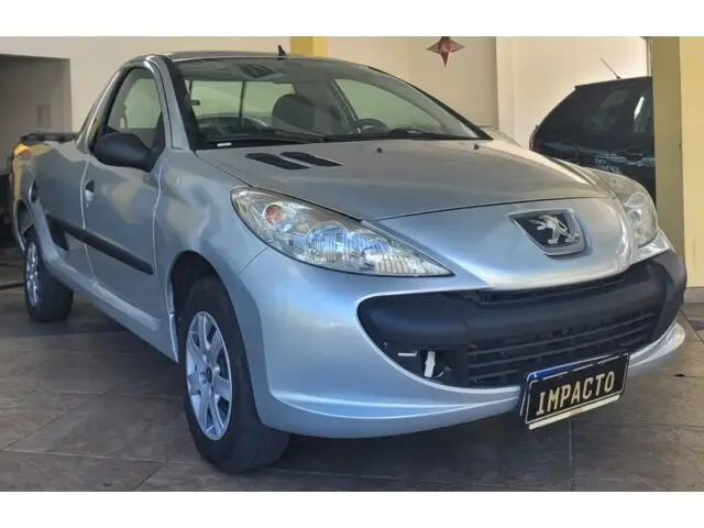 Carro Peugeot Hoggar 2013 X-Line 1.4 (flex)