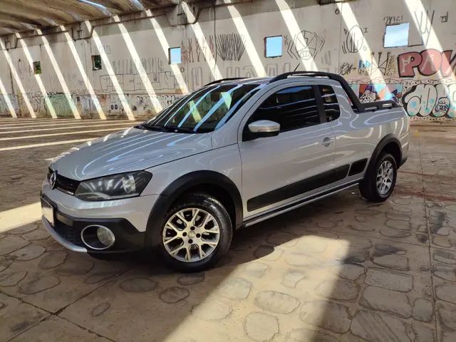 Carro Volkswagen Saveiro 2015 Cross 1.6 16v MSI CE (Flex)