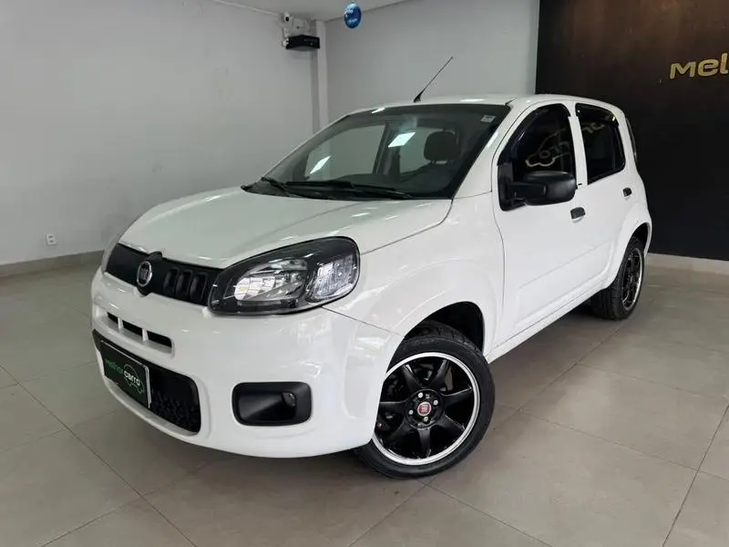 Fiat Uno Attractive 1.0 (Flex) 4p