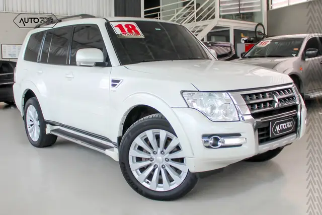 Carro Mitsubishi Pajero 2018 3.2 DI-D HPE 4WD (Aut)