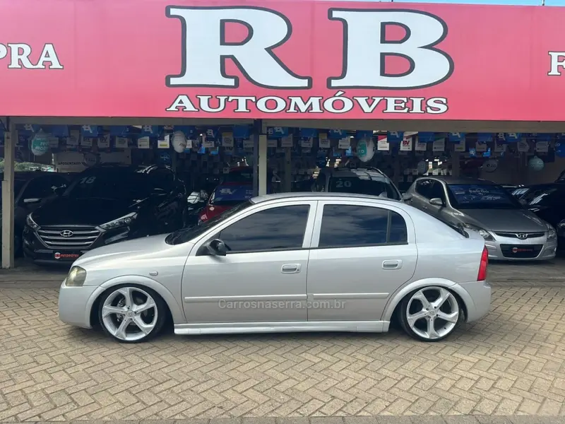 Chevrolet Astra Hatch CD 2.0 8V