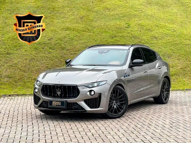 Carro Maserati Levante 2022 GT 2.0 330cv Aut. (Híb.)