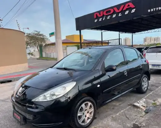 Carro Peugeot 207 2012 Hatch XR 1.4 8V (flex) 4p