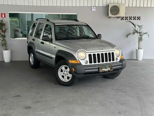 Carro Jeep Cherokee 2006 Sport 3.7 V6